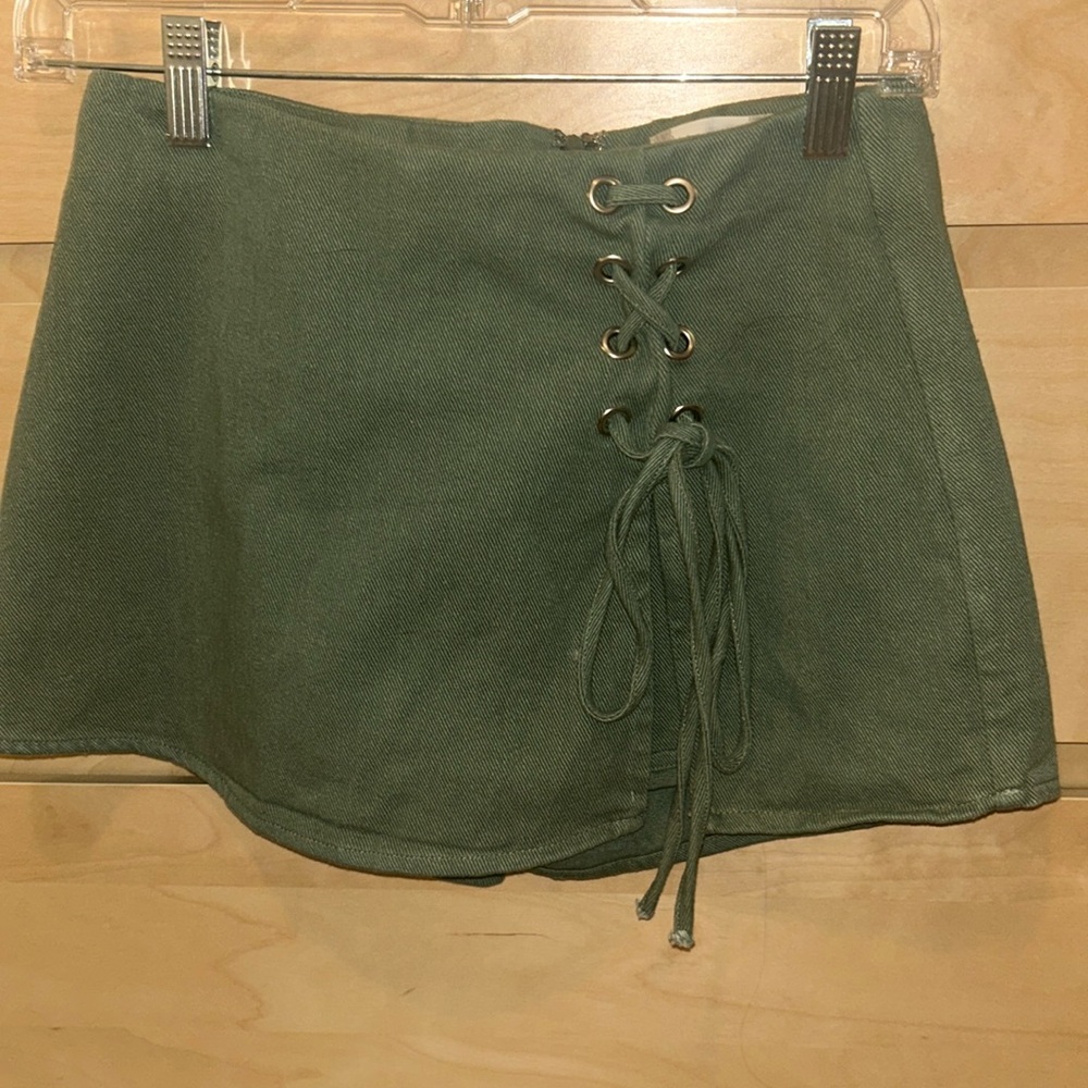 Altard State Size S Army Green Skort